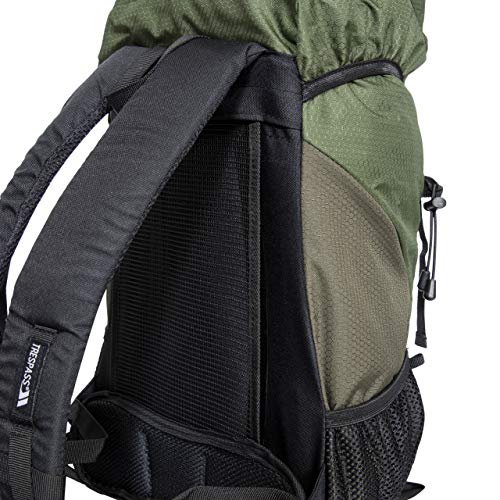 Trespass Circul8, Olive, Backpack / Rucksack 30L with Chest & Hip Strap, Loops for Walking Poles & Ventilation System for Men, Green