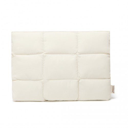 Kono Lightweight Magnetic Quilted Laptop Sleeve - Beige