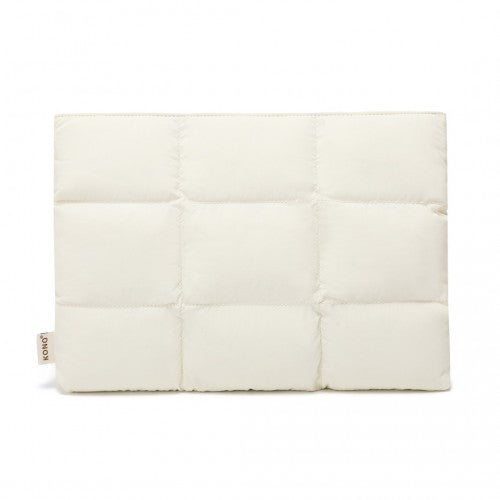 Kono Lightweight Magnetic Quilted Laptop Sleeve - Beige